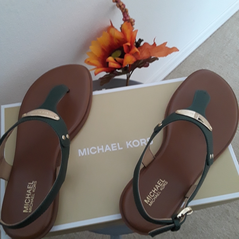 Michael Kors Slippers brand new